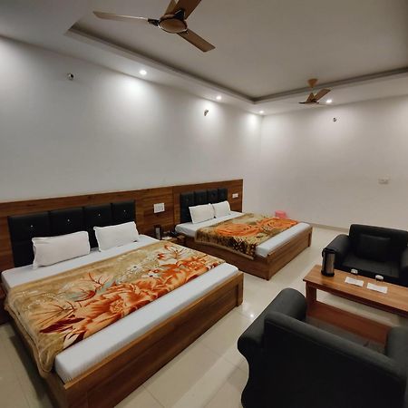 Alaknanda Motel & Restaurant Rudraprayag Exterior photo
